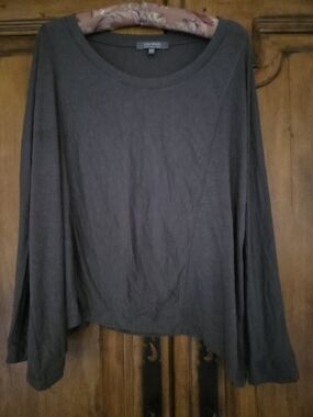 Lisa Rinna Collection Long-Sleeve Scoop Neck Top